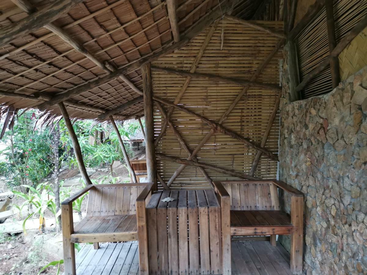 Tapik Beach Park Guest House El Nido Exteriör bild